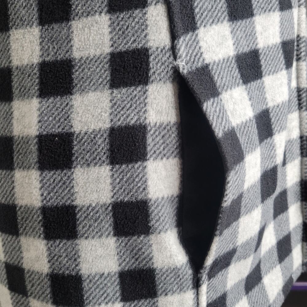 Cuddl Duds Womens Cozy Comfort Black Plaid Fleece Full Zip Thermal Layer Vest✨️M - Picture 9 of 11